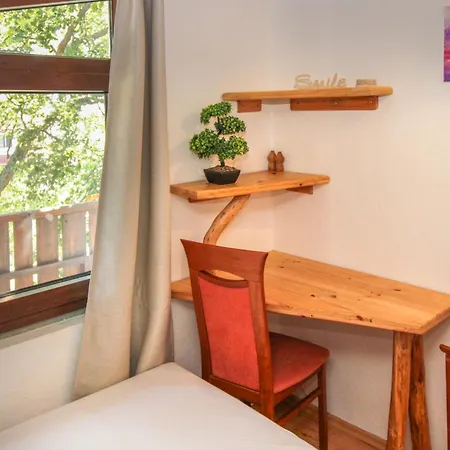 Сasa de vacaciones Ajla By Interhome