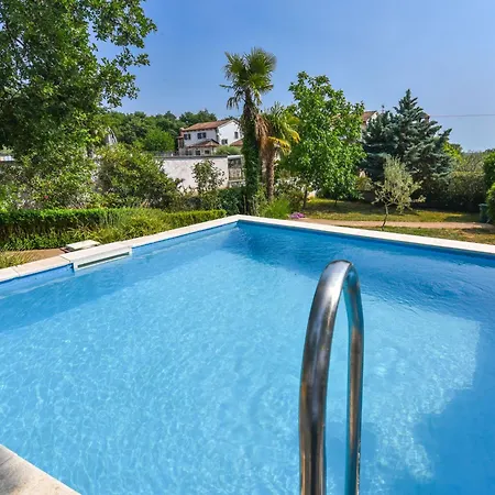 Ajla By Interhome Tatil Evi *